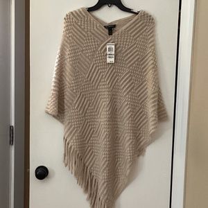 NWT INC Women’s Knit Fringe Poncho Size 0X/1X